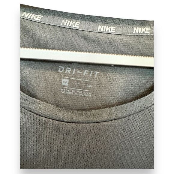 Nike Men's Black Dri-FIT Short Sleeve Performance T-Shirt Size XXL Activewear - Picture 6 of 9
